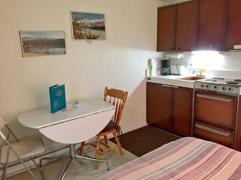 Condo, 1 Bedroom, Smoking, Balcony | Dining