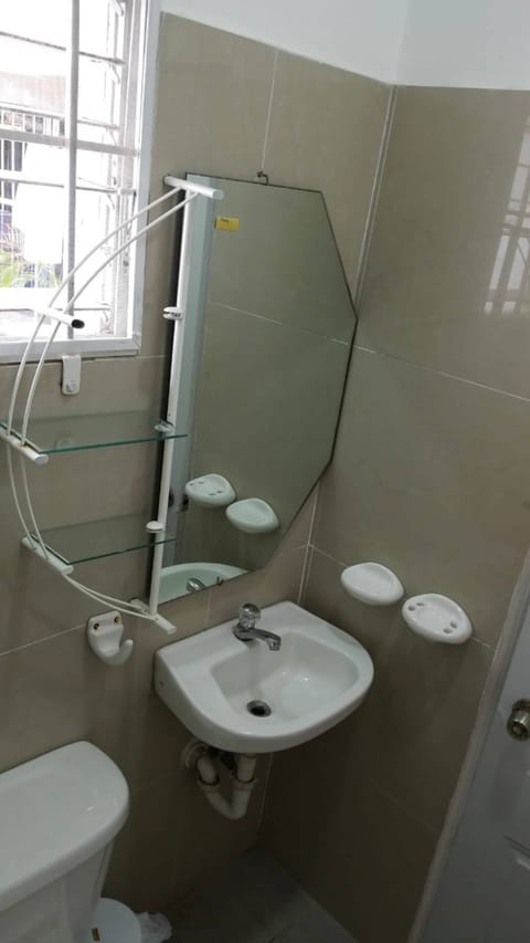 Apartment, 1 Bedroom, Smoking, Balcony | Bathroom amenities