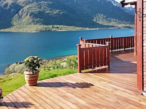House | Lake view