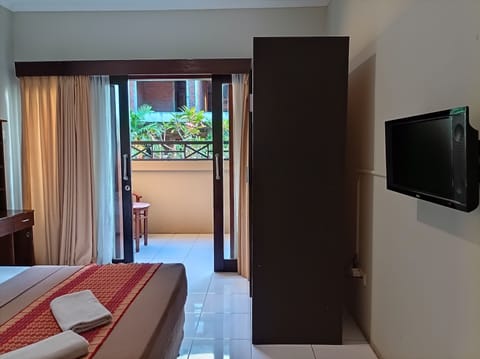 Superior Room | Desk, free WiFi, bed sheets