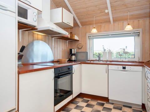 House | Private kitchen | Highchair