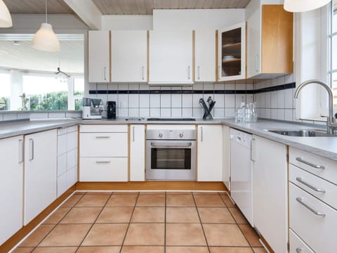 House | Private kitchen | Highchair