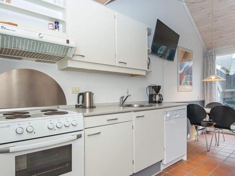 Apartment | Private kitchen | Highchair