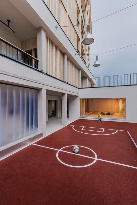 Sport court