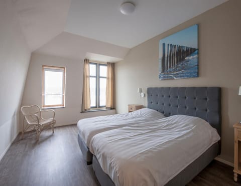 Apartment | 3 bedrooms, individually furnished, bed sheets