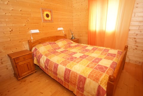 Chalet | 3 bedrooms, individually furnished