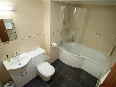 Executive Double Room, Ensuite | Bathroom