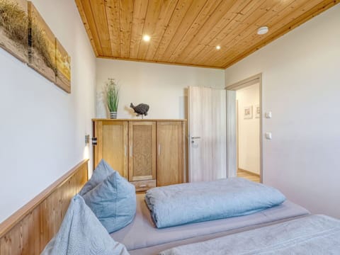 Furniture, Property, Building, Cabinetry, Comfort, Azure, Wood, Interior Design, Door, Lighting