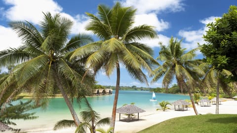 Private beach, free beach cabanas, sun loungers, beach umbrellas