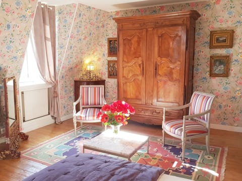 Deluxe Room | Premium bedding, pillowtop beds, free WiFi, bed sheets