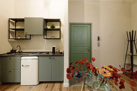 Classic Duplex (Spaccanapoli) | Private kitchen | Espresso maker, coffee/tea maker, electric kettle