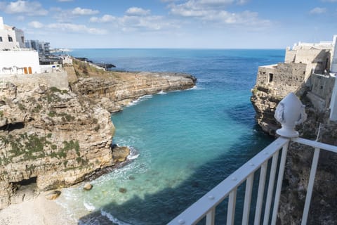 Deluxe Suite, 1 King Bed, Balcony, Oceanfront | View from room