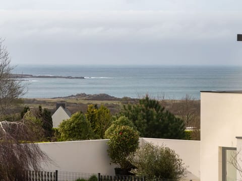 Sky, Water, Plant, Cloud, Property, Building, Land Lot, Coastal And Oceanic Landforms, Tree, Real Estate