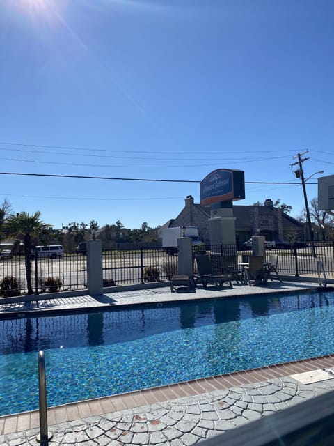 Seasonal outdoor pool