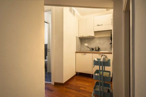 Deluxe Studio, 1 Bedroom | Private kitchen | Fridge, coffee/tea maker, electric kettle