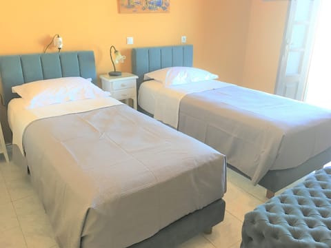 Double or Twin Room, Balcony | Iron/ironing board, free WiFi, bed sheets