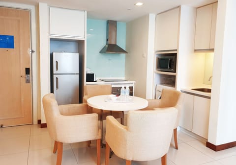 Apartment, 2 Bedrooms, City View | Private kitchen | Full-size fridge, microwave, stovetop, coffee/tea maker