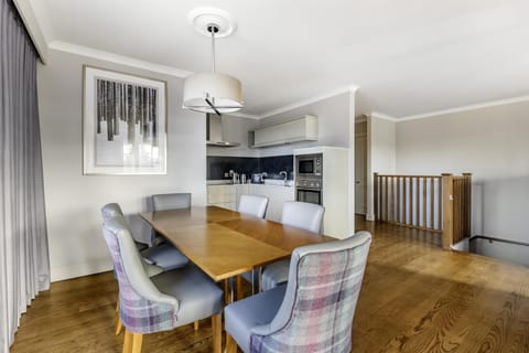 Suite, 2 bedrooms, 1 King, 1 Queen Bed (bi-level with stairs) | Private kitchen | Mini-fridge, microwave, cookware/dishes/utensils