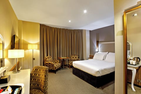 Superior Room, 1 Double Bed, Non Smoking | Premium bedding, desk, laptop workspace, blackout drapes