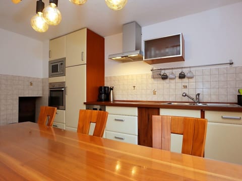 Apartment | Private kitchen | Highchair