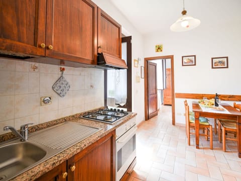 House | Private kitchen | Highchair