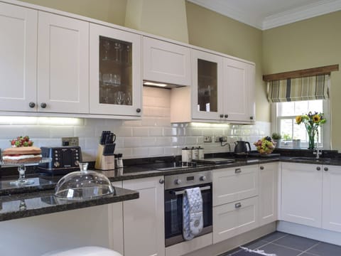 Kitchen | Swn-Y-Don, Llansteffan