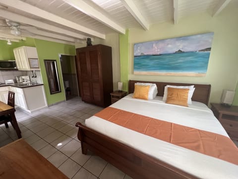 Caribbean Suite | Premium bedding, in-room safe, bed sheets