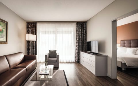 Suite, Balcony (Lake & Mountain View) | Premium bedding, down comforters, minibar, in-room safe