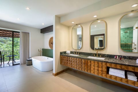 Presidential Suite, 1 Bedroom, Ocean View | Bathroom | Shower, eco-friendly toiletries, hair dryer, towels