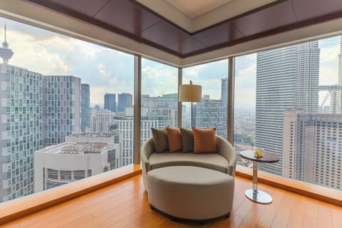 Grand Suite (Tower View) | City view