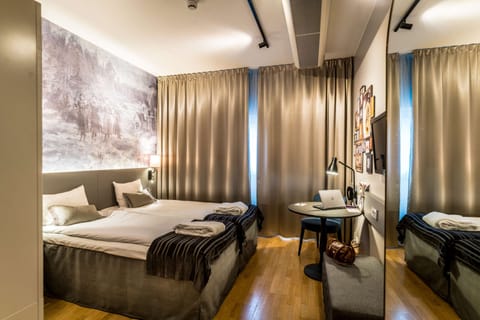 Superior Twin Room | Iron/ironing board, free WiFi, bed sheets, wheelchair access