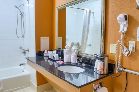 Room, 1 King Bed, Accessible, Non Smoking | Bathroom amenities | Combined shower/tub, free toiletries, hair dryer, towels