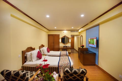 Executive Room | Egyptian cotton sheets, premium bedding, minibar, in-room safe