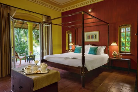 Luxury Villa, 1 King Bed, Garden View (Lotus Garden) | Premium bedding, minibar, in-room safe, individually decorated