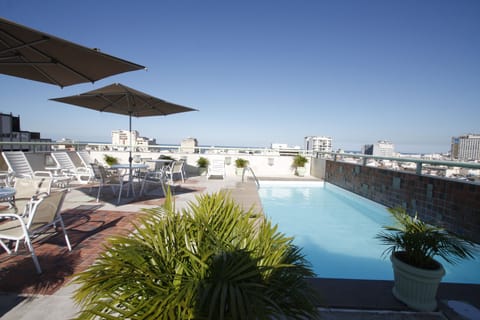 Outdoor pool, pool umbrellas