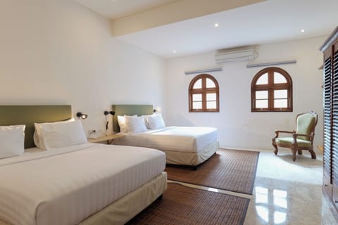 Happy Together By The Sea Apartment 1 | In-room safe, iron/ironing board, free WiFi, bed sheets