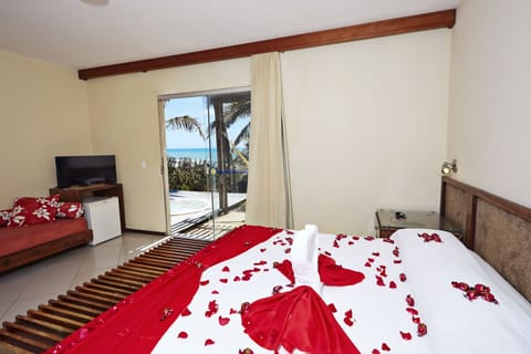 Double or Twin Room Bungalow | Minibar, desk, free WiFi, bed sheets