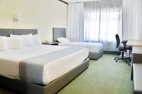 Standard Room, Accessible | Premium bedding, pillowtop beds, desk, blackout drapes