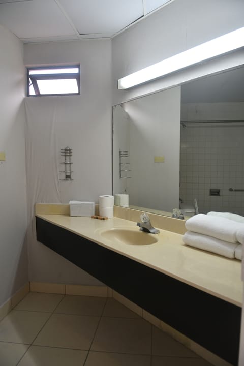 Standard Room, 1 Bedroom, Balcony | Bathroom | Combined shower/tub, deep soaking tub, free toiletries, hair dryer