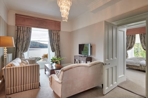 Egyptian cotton sheets, hypo-allergenic bedding, down comforters