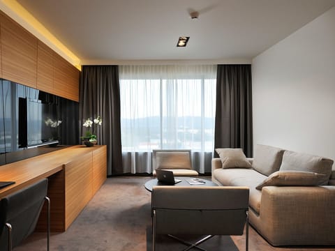 Suite, 1 Bedroom | Living area | TV