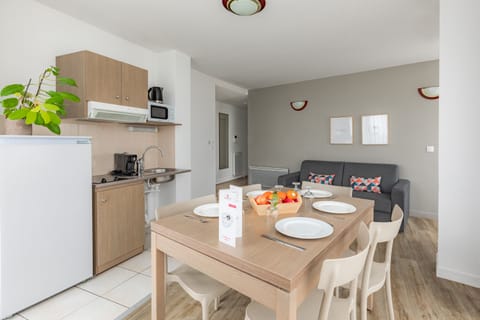 Superior Apartment, 2 Bedrooms | Private kitchenette | Fridge, microwave, dishwasher, electric kettle