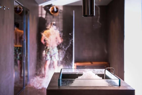 Couples treatment rooms, Turkish bath, body treatments, body wraps