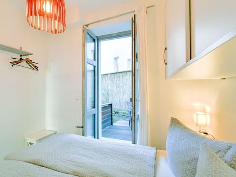 Apartment | 2 bedrooms, individually furnished, bed sheets