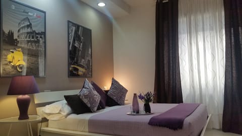 Standard Double Room | In-room safe, desk, blackout drapes, soundproofing