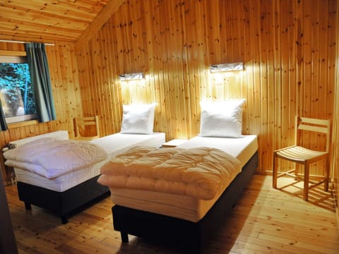 House | 4 bedrooms, individually furnished