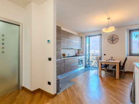 Interior Design, Flooring, Wood, Floor, Ceiling, Room, Apartment, Furniture, Wood Flooring, Home