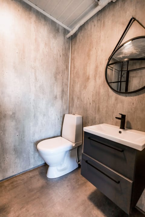 Superior Double Room | Bathroom