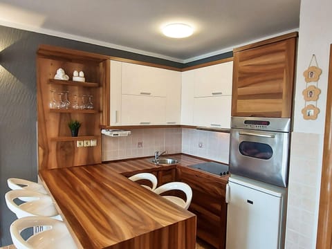 House | Private kitchen