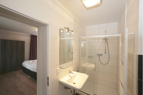 Standard Double Room, Balcony | Bathroom | Hair dryer, towels